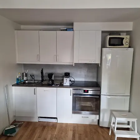 Spacious 1 Bedroom * 罗伦斯固克